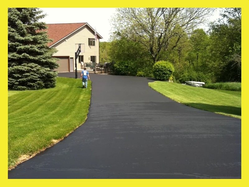 ASPHALT DRIVE WAY FINISHED